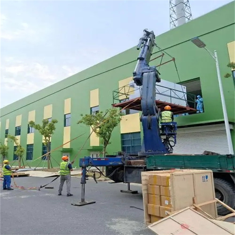 巴马大件吊装上楼